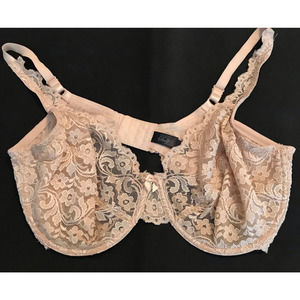 Smart Sexy Beige Lace Bra 3 Sets of Hooks and Eyes For Comfort Size 40DD